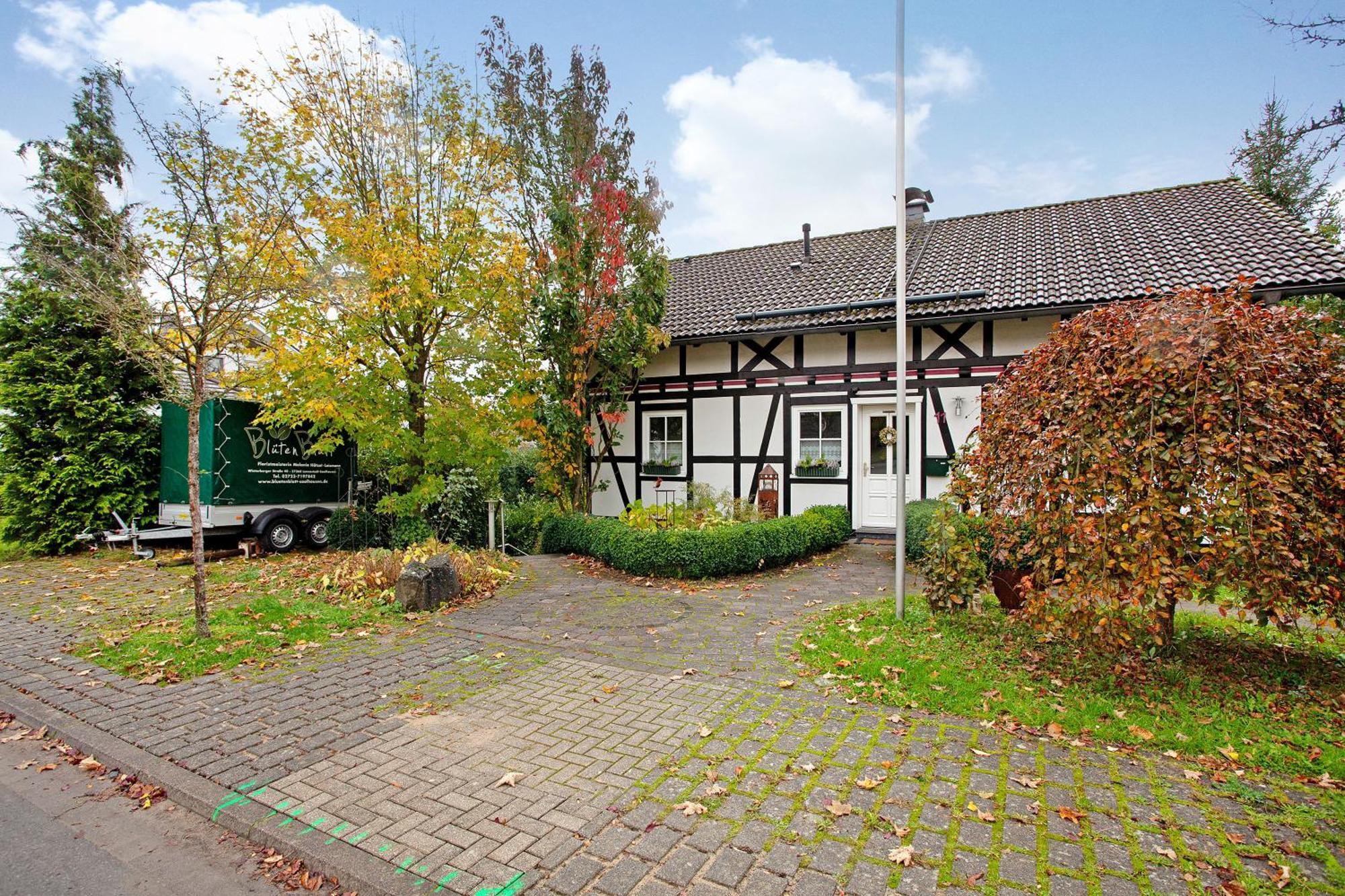 Ferienwohnung Rotdorn Schmallenberg Buitenkant foto